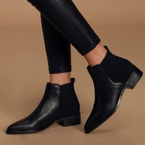Steve Madden ankle bootie